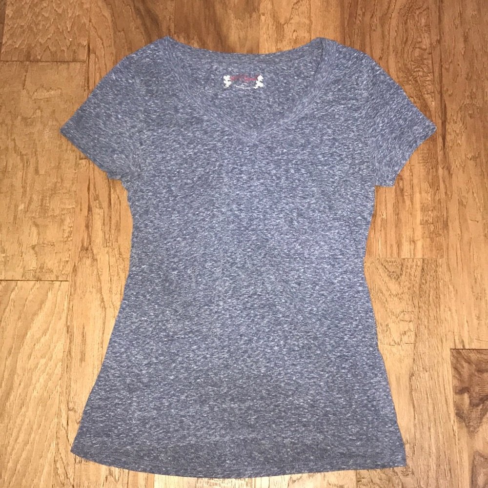Red camel Grey V-neck shirt